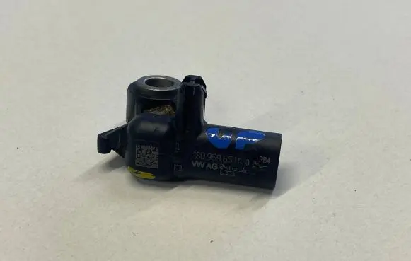 Skoda Citigo Airbag deployment crash/impact sensor 1S0959651