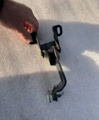 Volkswagen Sharan Sliding door lower roller guide/hinge 7N0843336J