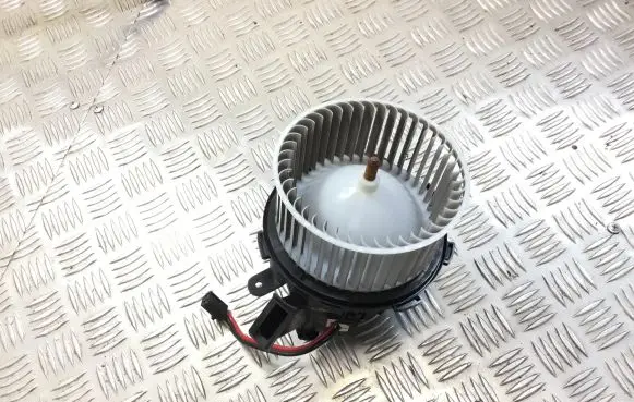Porsche Macan (95B) Heater fan/blower X6813005