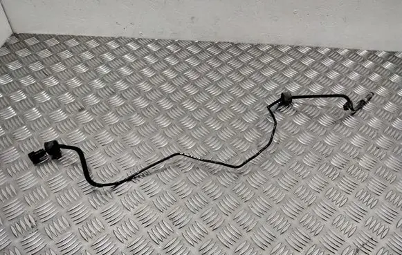 Volvo V70 Fuel line pipe 31430283