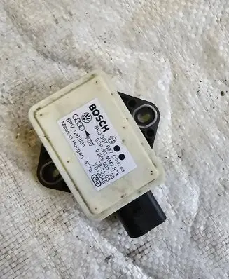 Audi A5 8T 8F ESP acceleration yaw rate sensor 8K0907637C 7012048 0265005738