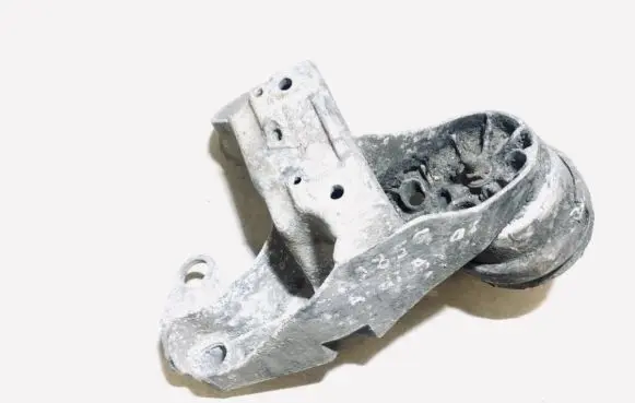 Audi A4 S4 B5 8D Engine mounting bracket 4b0199351