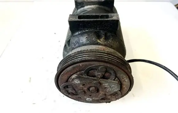 Audi A4 S4 B5 8D Air conditioning (A/C) compressor (pump) 770j596308