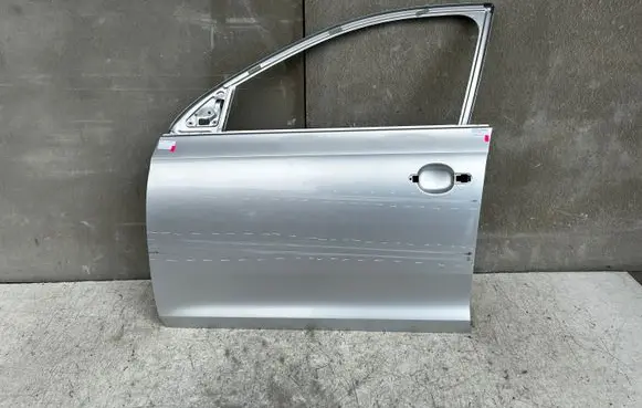 Skoda Rapid (NH) Front door 5JA831311 3499247