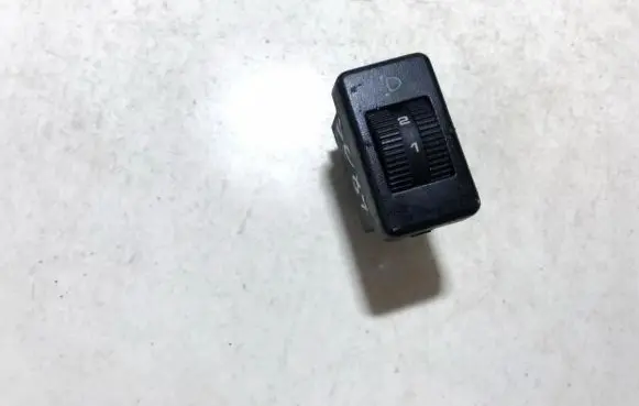 Volkswagen PASSAT B3 Headlight level height control switch 357941333