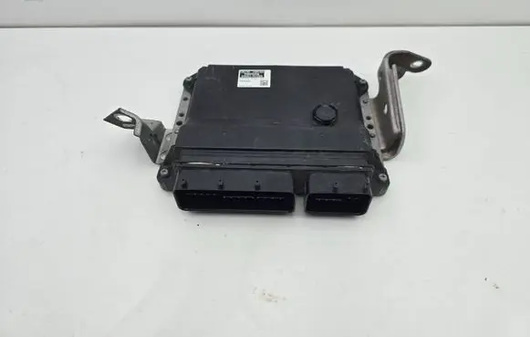Toyota Prius (XW30) Engine control unit/module 8966147200 2754008762