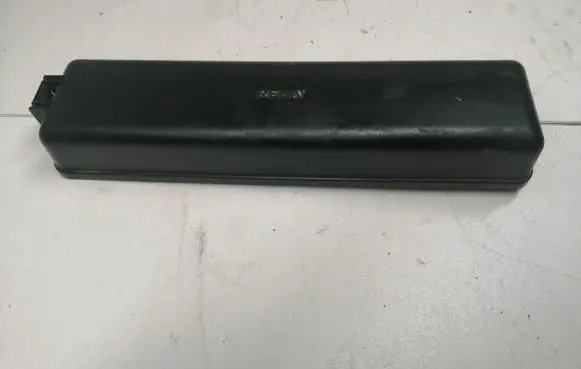 Toyota Prius (XW20) Fuse box cover 8615XA1