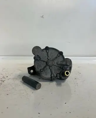 Volkswagen Transporter - Caravelle T4 Vacuum pump 074145100A