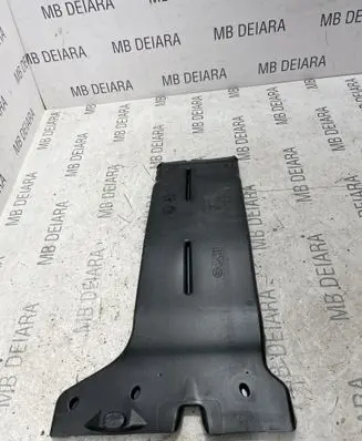 Porsche Macan (95B) Cabin air duct channel 8R0819802A