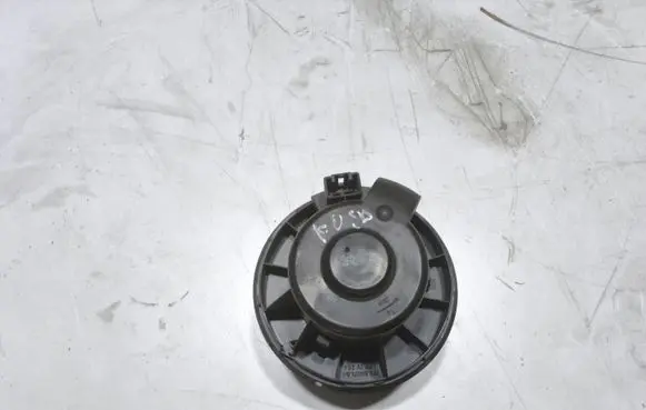 Ford Kuga I Heater fan/blower