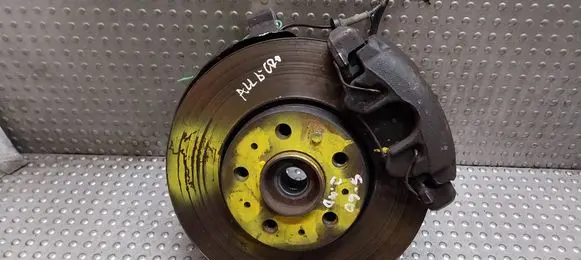 Volvo S60 Front wheel hub 9461944