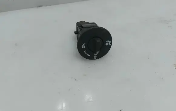 Renault Scenic II - Grand scenic II Passenger airbag on/off switch 8200169589B