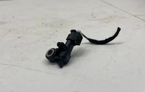Mercedes-Benz CLA C118 X118 Airbag deployment crash/impact sensor A1679050700