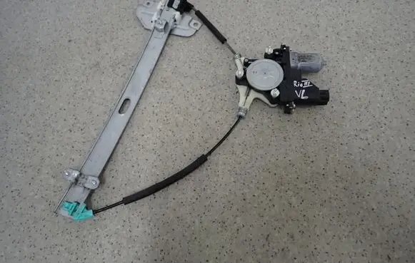 KIA Rio Front door window regulator with motor