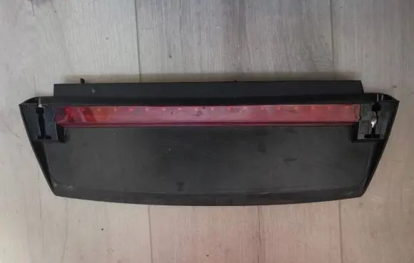 Audi A4 S4 B9 8W Third/center stoplight 8w5945097