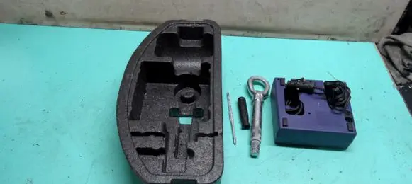 Opel Astra J Lift Jack 13279179