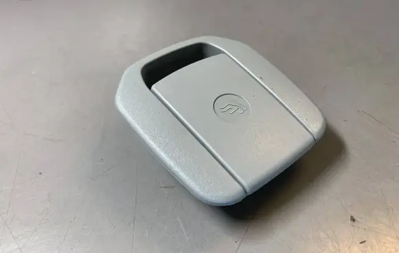 BMW 1 E81 E87 ISOFIX cover 7118673 7142033 52207142033