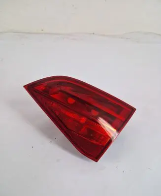 Tailgate rear/tail lights