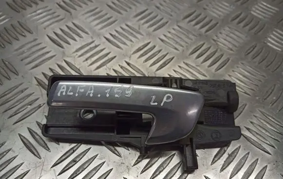 Alfa Romeo 159 Front door interior handle 156043461