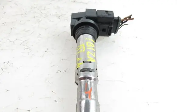 Seat Ibiza III (6L) High voltage ignition coil R0401S00400