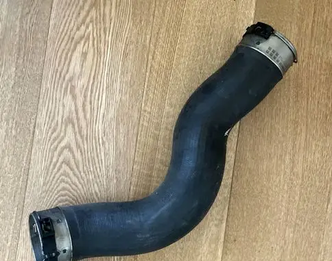 BMW 1 F20 F21 Intercooler hose/pipe 7810617 11279412