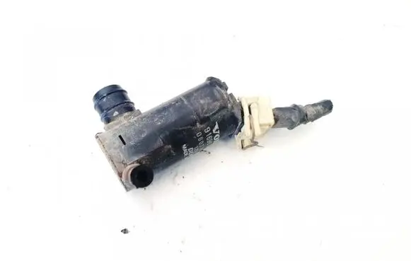 Volvo C70 Windscreen/windshield washer pump 9169611 060210-3950