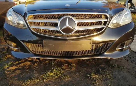 Mercedes-Benz E W212 Front piece kit 