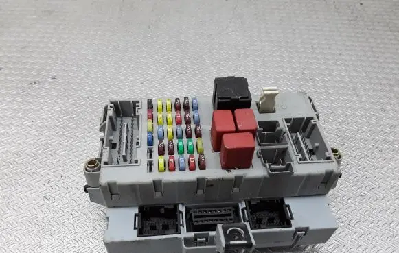Fiat Idea Fuse module 406626