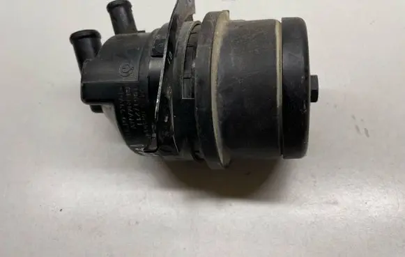 BMW 5 F10 F11 Power steering fluid tank/reservoir 6767161 32416767161