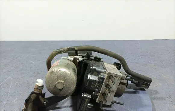 Suzuki Swace ABS Pump 4451012600