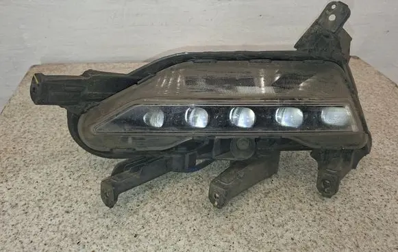 Hyundai i40 Front fog light 922013Z5 MDE91125