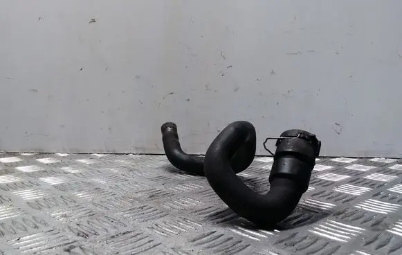 Volvo S80 Engine coolant pipe/hose