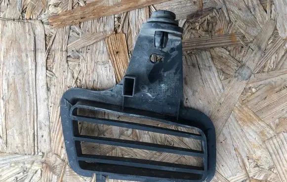 Front bumper lower grill