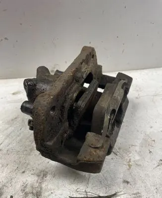 BMW X3 E83 Front brake caliper