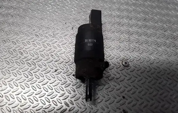 Mercedes-Benz C W203 Windscreen/windshield washer pump 3090179