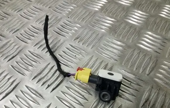 Skoda Fabia Mk2 (5J) Airbag deployment crash/impact sensor 2H0959351