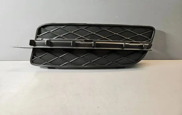 BMW X5 E70 Front bumper lower grill 7159593 51117159593