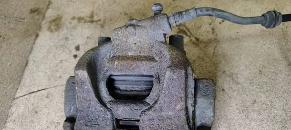 Ford Mondeo MK IV Front brake caliper
