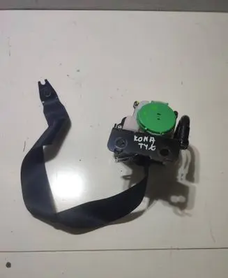 Rear seatbelt