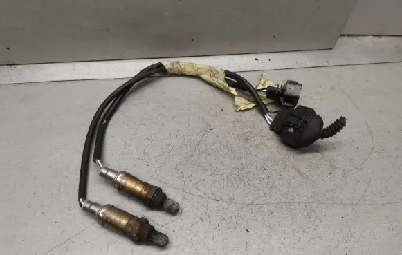 Audi A6 S6 C5 4B Lambda probe sensor 0258003544 0258003545 030906265AE