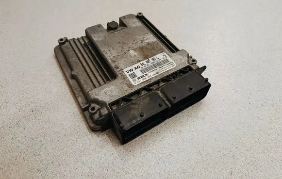 Audi A5 Engine control unit/module 04L907309L 0281030258