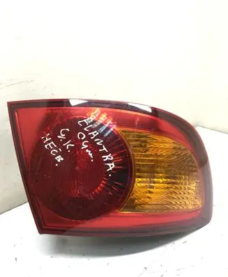 Hyundai Elantra Rear/tail lights