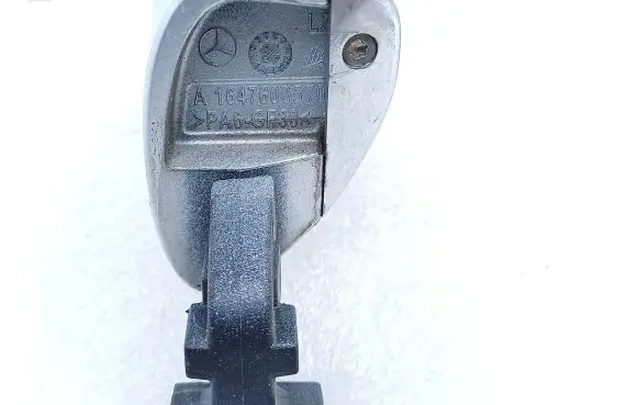 Mercedes-Benz ML W164 Rear door exterior handle A1647600570