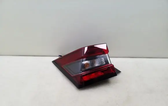 Nissan Juke II F16 Rear/tail lights 265556PA0A