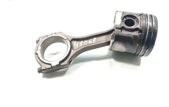 Mazda 6 Piston with connecting rod 