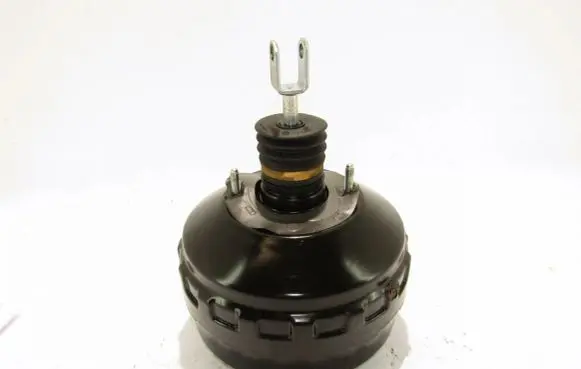 BMW 3 E90 E91 Brake booster 6764125