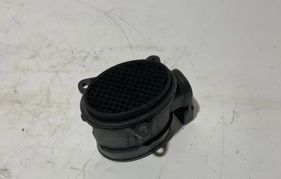 Citroen C5 Mass air flow meter 9650010780