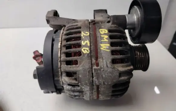 BMW X3 E83 Generator/alternator 7519721