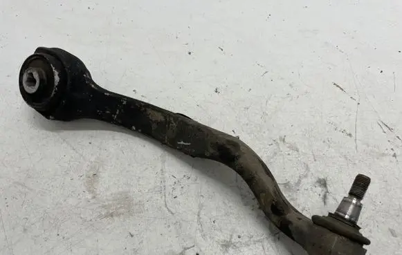 Mercedes-Benz E W212 Front lower control arm/wishbone
