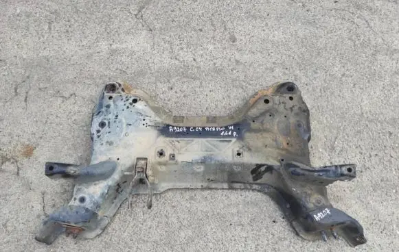 Citroen C4 Grand Picasso Front subframe